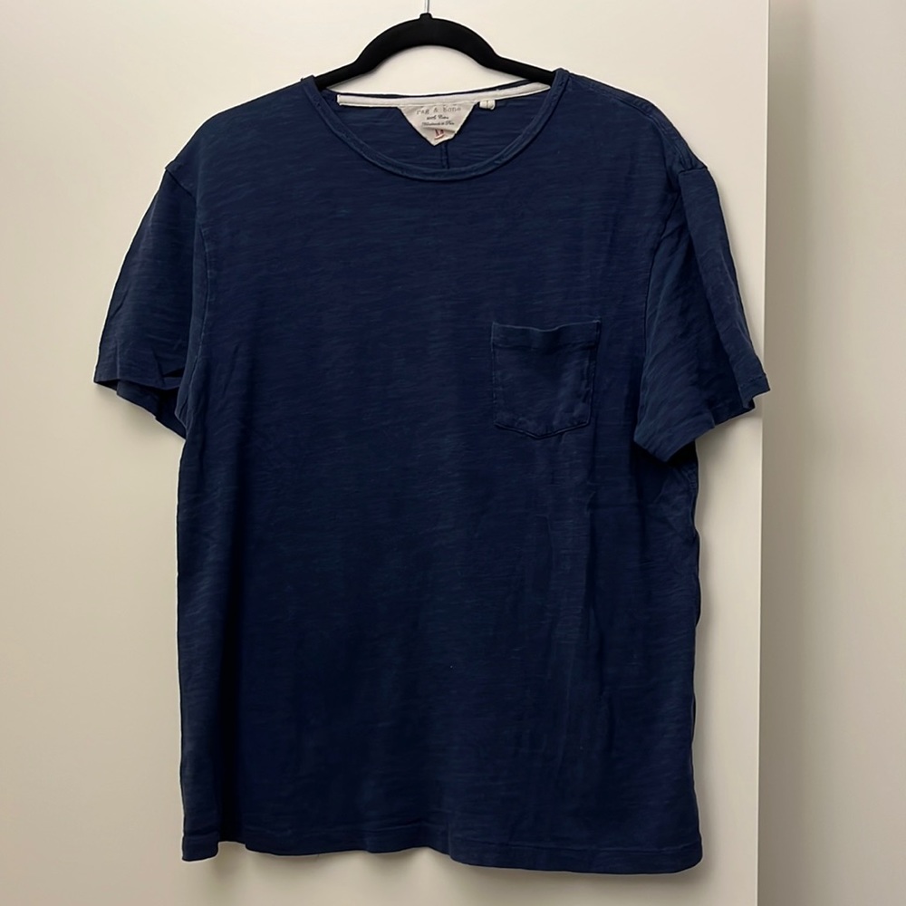 Rag and Bone navy Peru pocket tee size Medium
